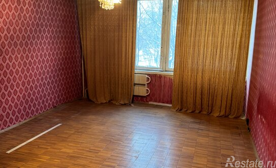 Продажа 3-комн квартиры на вторичном рынке Харьковская улица,  д. 3 к2