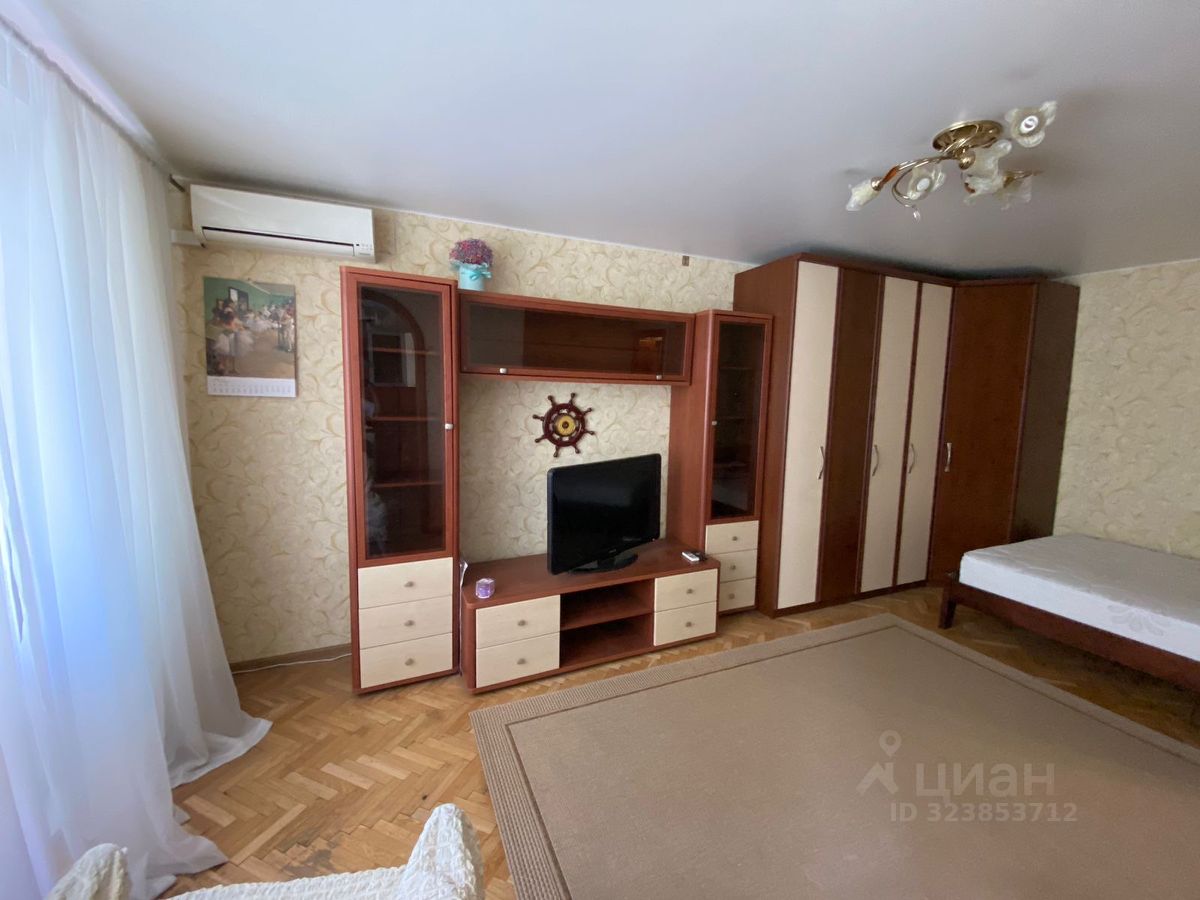 Аренда 1-комн квартиры на вторичном рынке улица Алабяна, 19К2