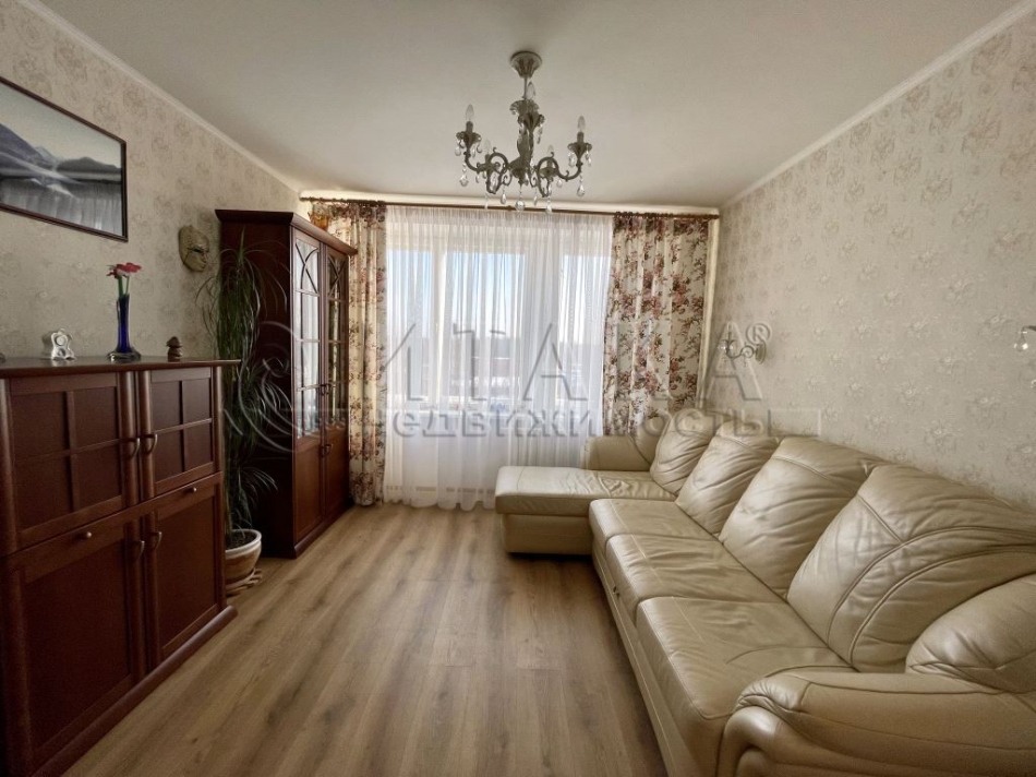 Продажа 2-комн квартиры на вторичном рынке Дрезденская,  д. 21