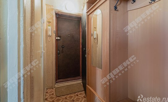 Продажа 2-комн квартиры на вторичном рынке Замшина улица,  д. 39 к1