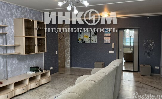 Продажа 4-комн квартиры на вторичном рынке Въезд на территорию дома,  д. 11 к2