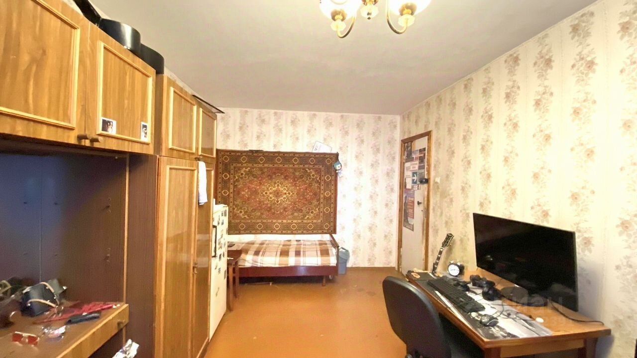 Продажа 2-комн квартиры на вторичном рынке Шлиссельбург, улица Староладожский канал, 26