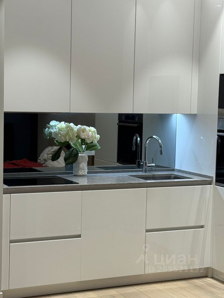 Аренда 1-комн квартиры на вторичном рынке 1-й Красногвардейский проезд, 22с1