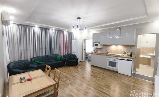 Продажа 2-комн квартиры на вторичном рынке Плотников пер,  д. 20/21