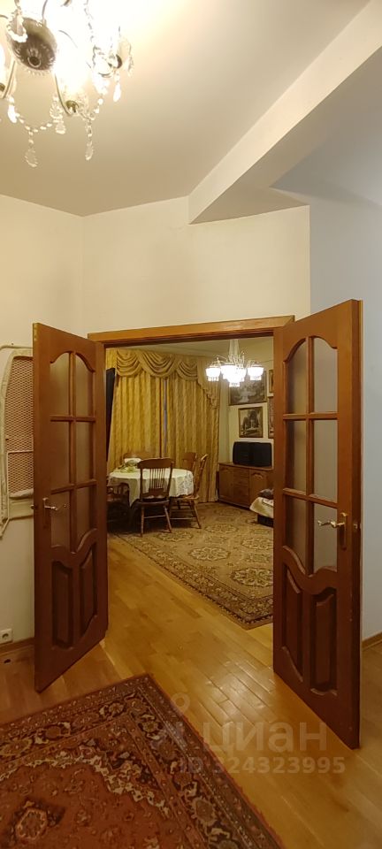 Продажа 3-комн квартиры на вторичном рынке Ленинский проспект, 23