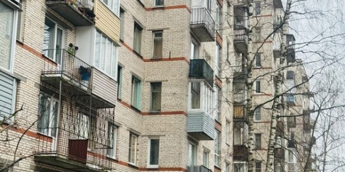 2-комн квартира улица Бурцева,  д. 20