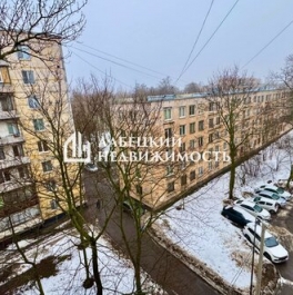 Продажа 1-комн квартиры на вторичном рынке улица Червонного Казачества,  д. 38