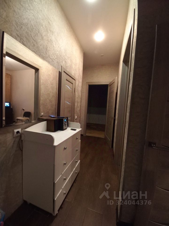 Аренда 2-комн квартиры на вторичном рынке Гражданская улица, 23