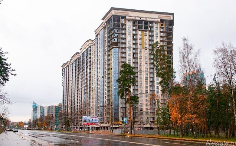 Продажа 3-комн квартиры на вторичном рынке Тореза пр-кт ,  д. 118