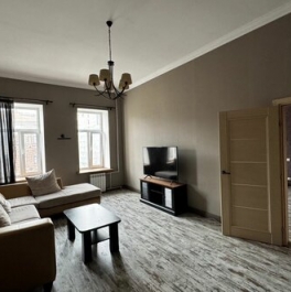 Продажа 2-комн квартиры на вторичном рынке ул Марата,  д. 65/20