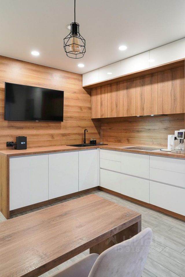 Продажа 2-комн квартиры на вторичном рынке Береговой проезд, 1Б