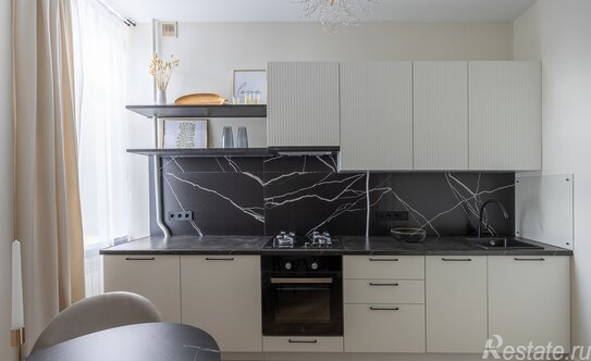 Продажа 3-комн квартиры на вторичном рынке ул Онежская,  д. 9/4,  к. А