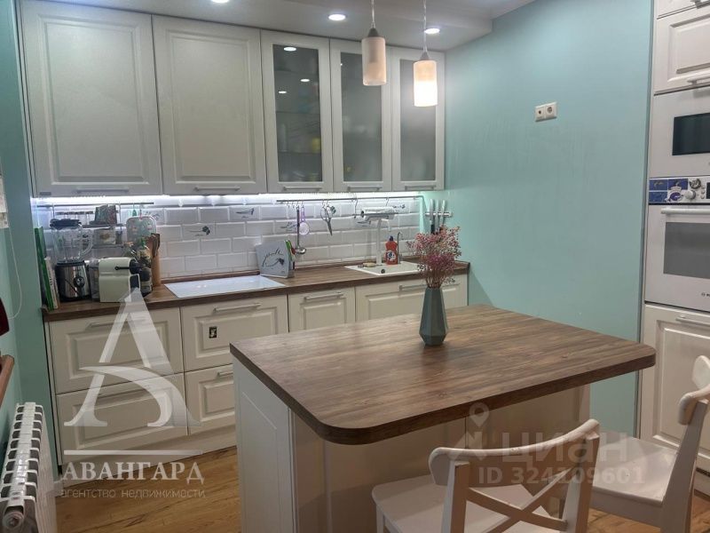 Продажа 3-комн квартиры на вторичном рынке Клин, Клинская улица, 28