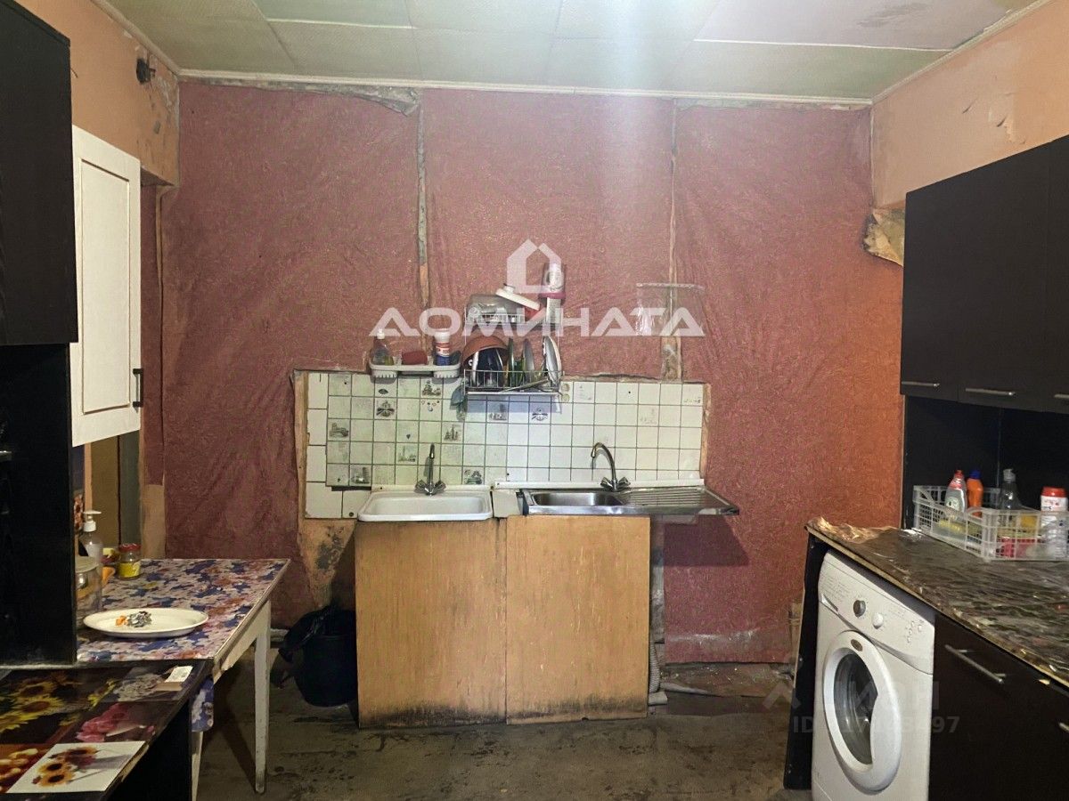Продажа комнаты остров Канонерский, 11