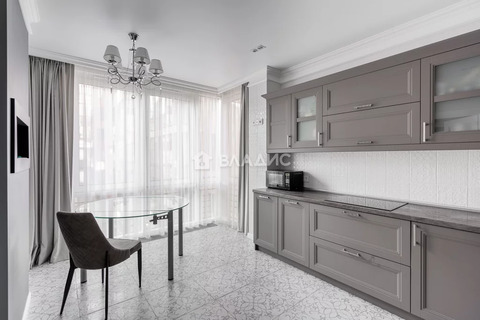 3-комн квартира 2-я Советская улица,  д. 4Б