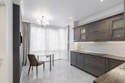 Продажа 3-комн квартиры на вторичном рынке 2-я Советская улица,  д. 4Б