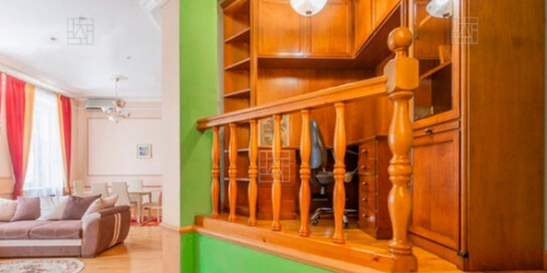 4-комн квартира Армянский переулок,  д. 7