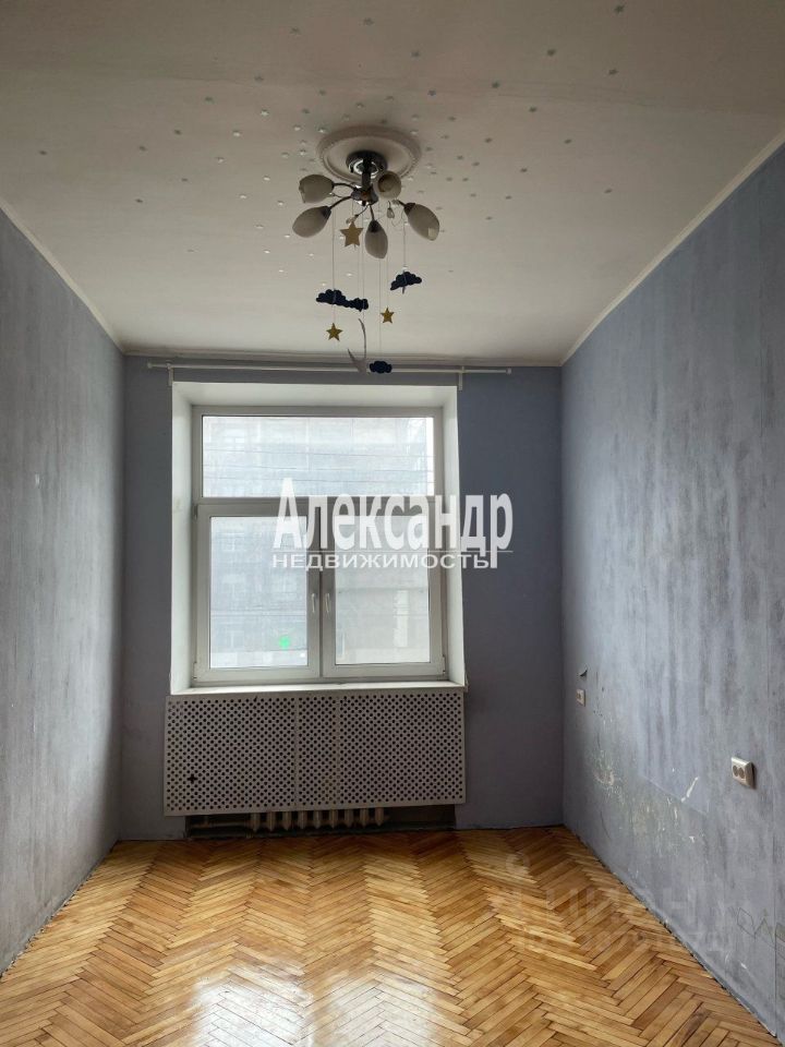 Продажа 2-комн квартиры на вторичном рынке улица Седова, 77/28