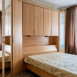 Продажа 3-комн квартиры на вторичном рынке Художников пр-кт,  д. 33,  к. 4