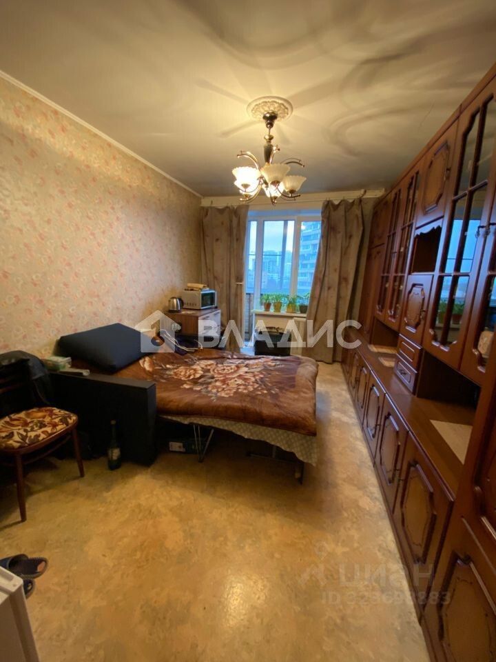 Продажа 3-комн квартиры на вторичном рынке Игральная улица, 10