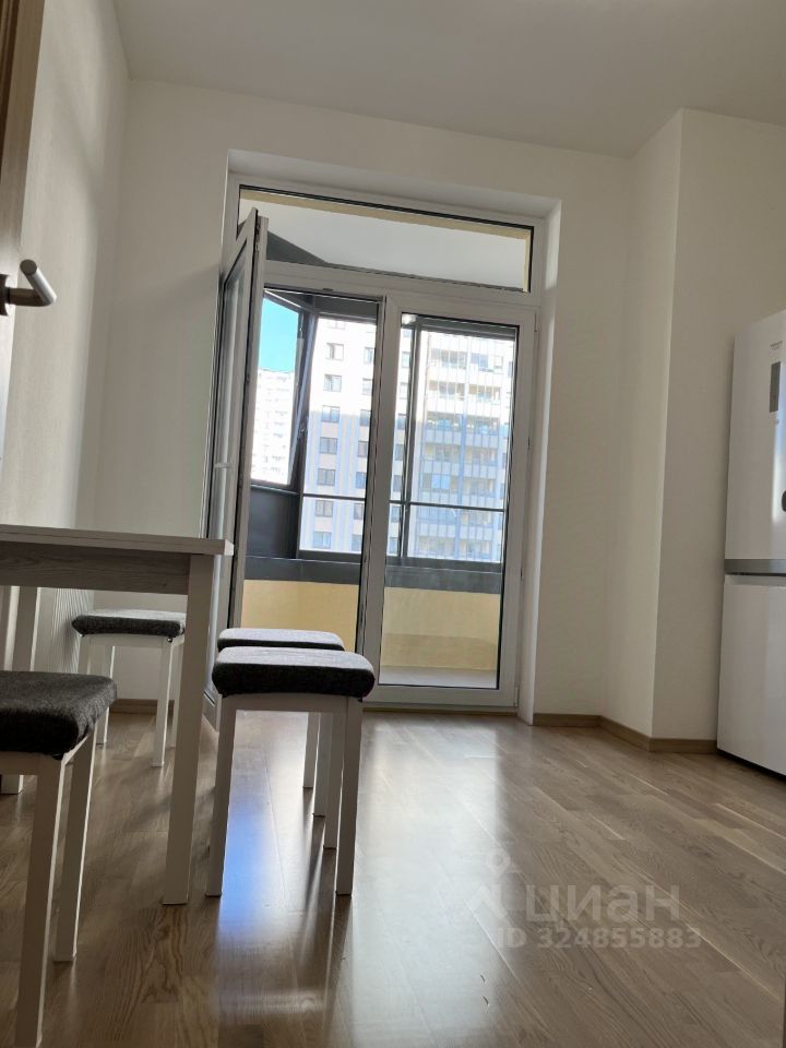 Аренда 2-комн квартиры на вторичном рынке улица Дыбенко, 2