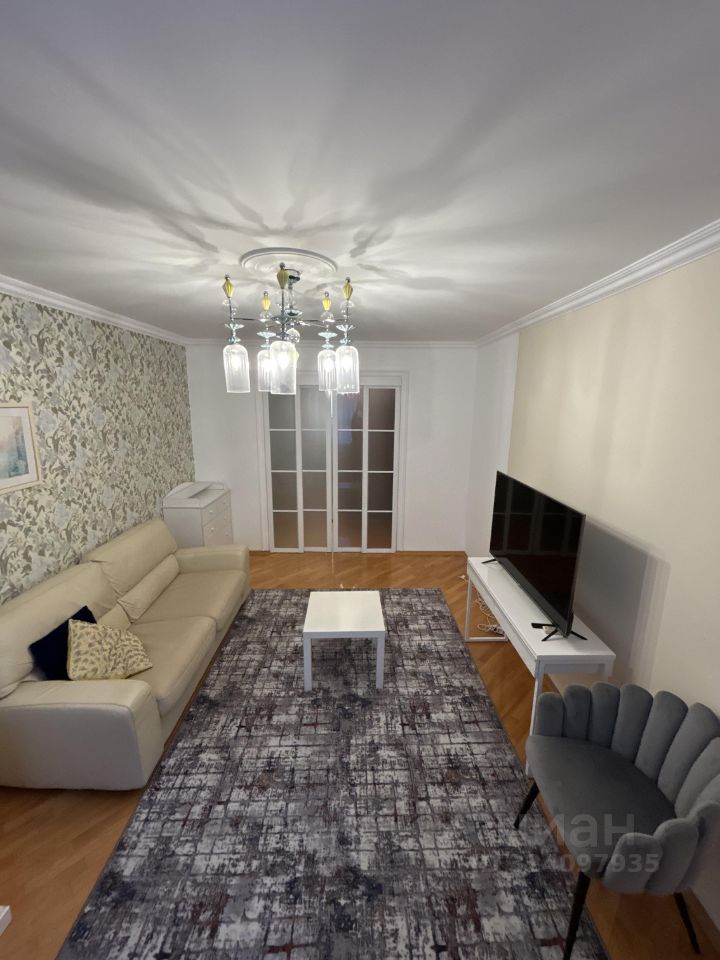 Аренда 2-комн квартиры на вторичном рынке Мытная улица, 44