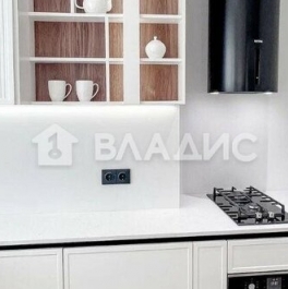 Продажа 2-комн квартиры на вторичном рынке Смоленский 1-й пер,  д. 13