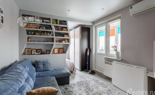 Продажа 1-комн квартиры на вторичном рынке Педагогическая улица,  д. 8