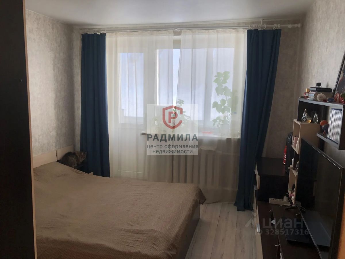 Продажа 4-комн квартиры на вторичном рынке пос. Реммаш, улица Школьная, 14