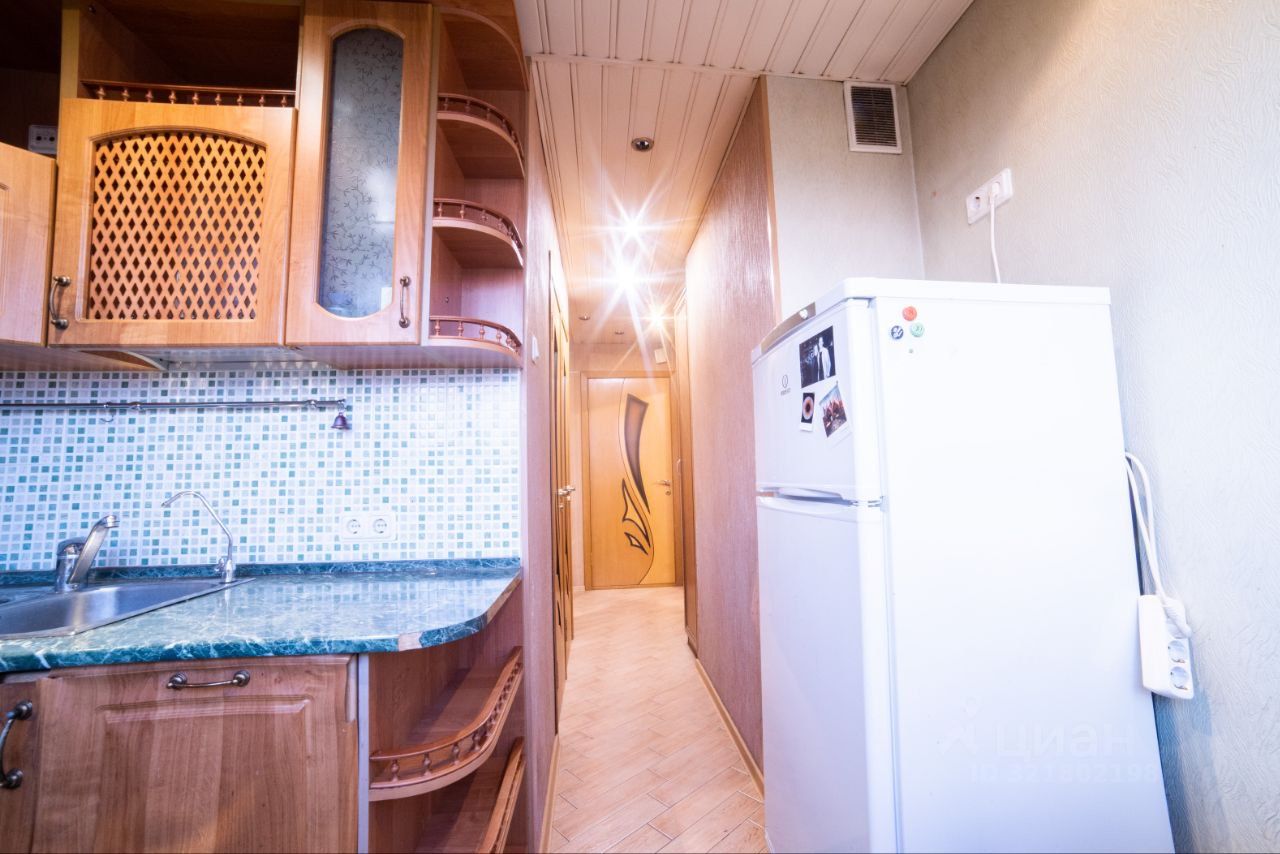 Продажа 1-комн квартиры на вторичном рынке улица Добровольцев, 54