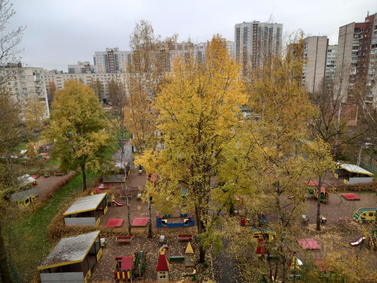 Продажа 3-комн квартиры на вторичном рынке Искровский проспект, 1/13Ж