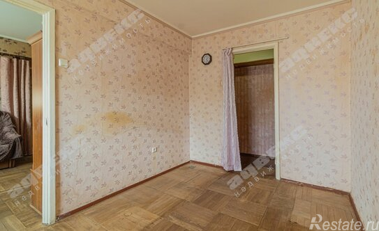 Продажа 2-комн квартиры на вторичном рынке Замшина улица,  д. 39 к1