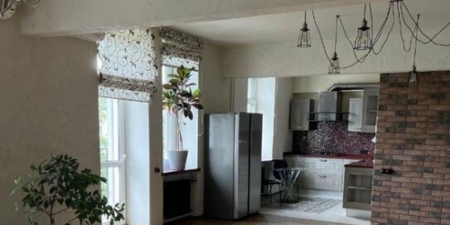 2-комн квартира улица Острякова,  д. 6