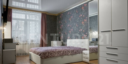 2-комн квартира улица Адмирала Трибуца,  д. 7