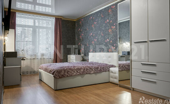 Продажа 2-комн квартиры на вторичном рынке улица Адмирала Трибуца,  д. 7