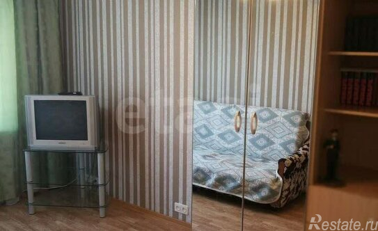 Продажа 2-комн квартиры на вторичном рынке Запорожская улица,  д. 23 к2