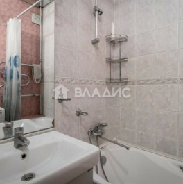 Продажа 2-комн квартиры на вторичном рынке Кутузовский пр-кт,  д. 19