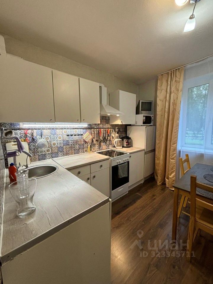 Продажа 1-комн квартиры на вторичном рынке Яхтенная улица, 12К1