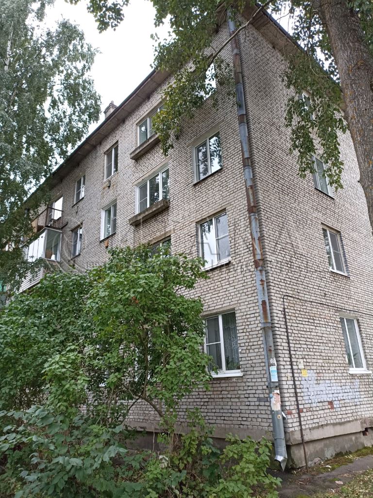 Продажа 2-комн квартиры на вторичном рынке Приозерск, Красноармейская,  д. 8