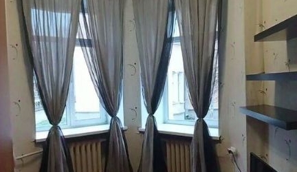 3-комн квартира пос. Металлострой, Центральная улица, 8