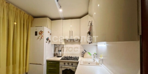 3-комн квартира ул Генерала Тюленева,  д. 13