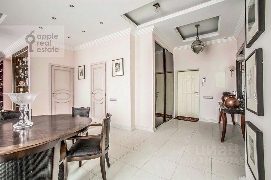 Продажа 3-комн квартиры на вторичном рынке улица Дмитрия Ульянова, 31