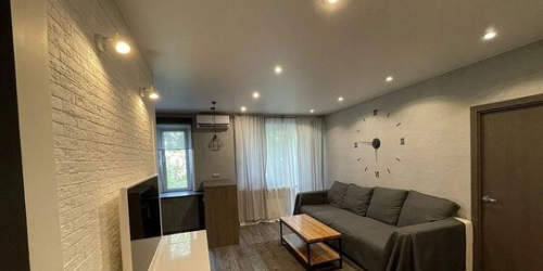 2-комн квартира улица Пивченкова,  д. 4