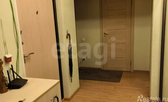 Продажа 3-комн квартиры на вторичном рынке Кудрово, ул Венская,  д. 4,  к. 3