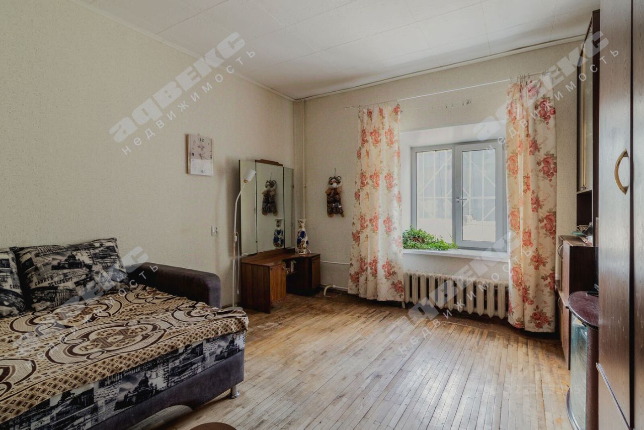 Продажа 4-комн квартиры на вторичном рынке проспект Бакунина, 11