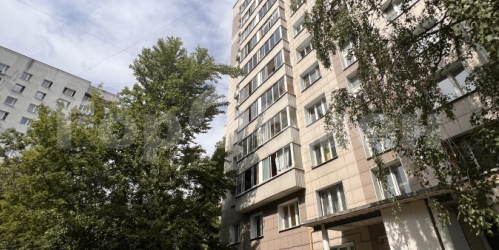 2-комн квартира улица Лазо, 16к1