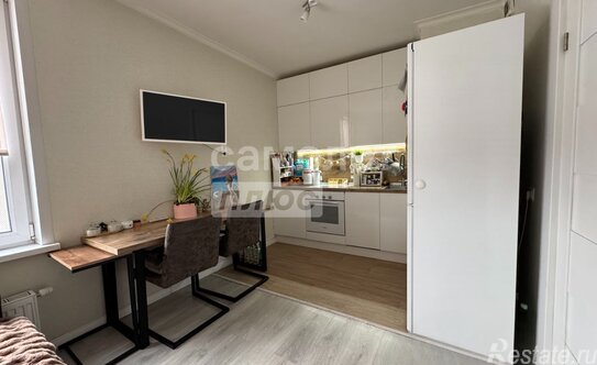 Продажа 2-комн квартиры на вторичном рынке Красногорск, улица Липовой Рощи,  д. 1 к3