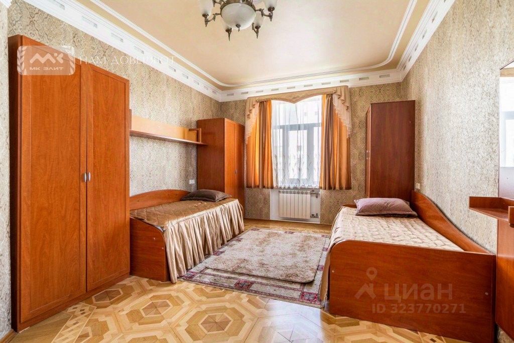 Продажа 4-комн квартиры на вторичном рынке Бассейная улица, 27