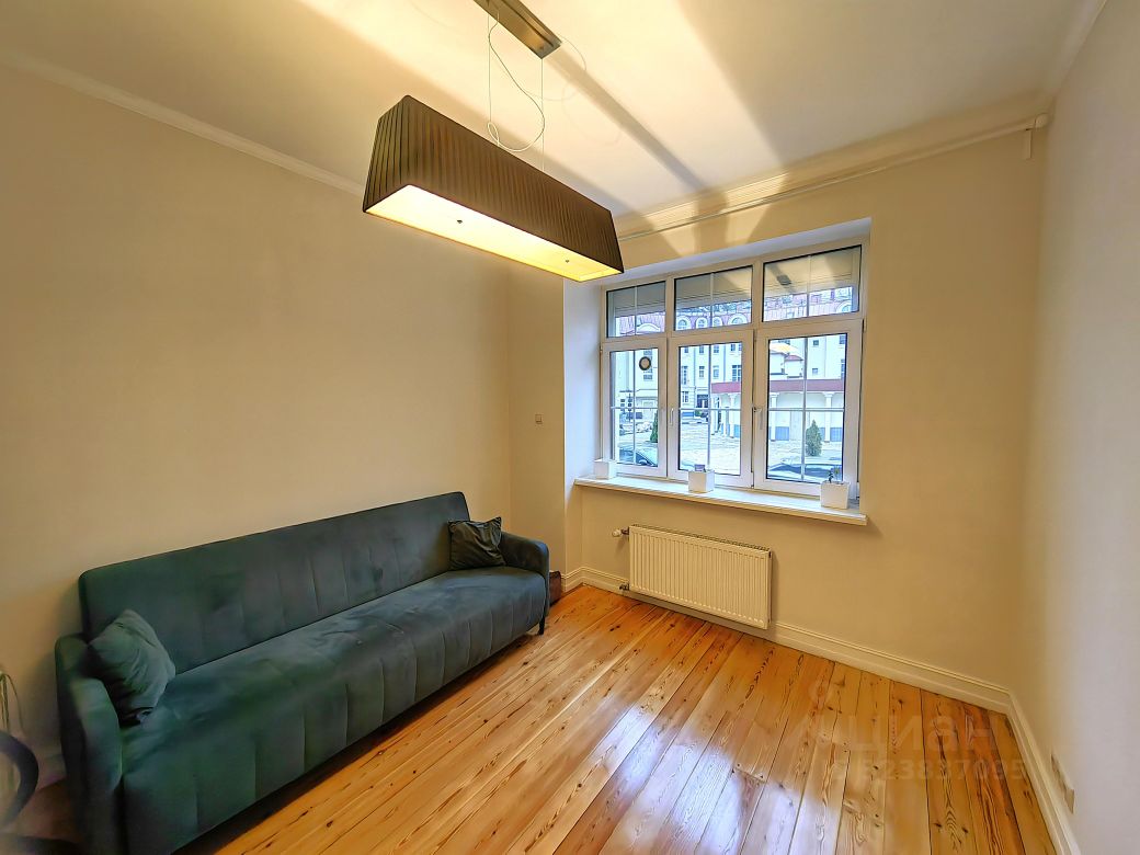 Продажа 5-комн квартиры на вторичном рынке Первомайский мкр, Советская улица, 2