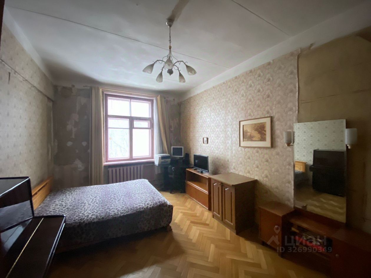 Продажа 2-комн квартиры на вторичном рынке Яузская аллея, 6